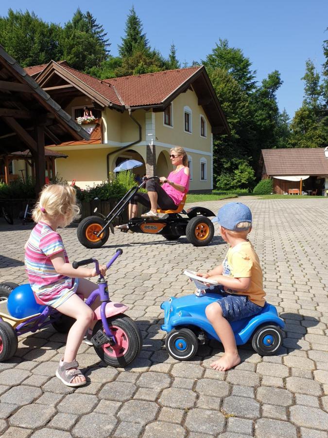Ferienparadies Truppe Velden am Wörthersee Kültér fotó
